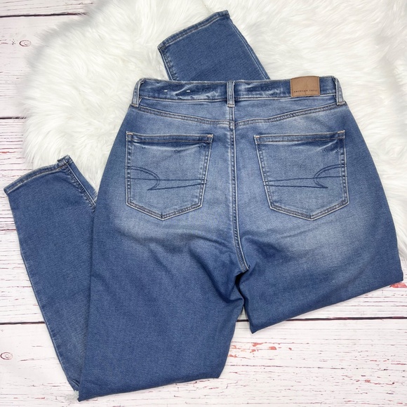 👖|•AMERICAN EAGLE•| Soft Knit Mom Jean High Waist Size 6👖 - Picture 3 of 10